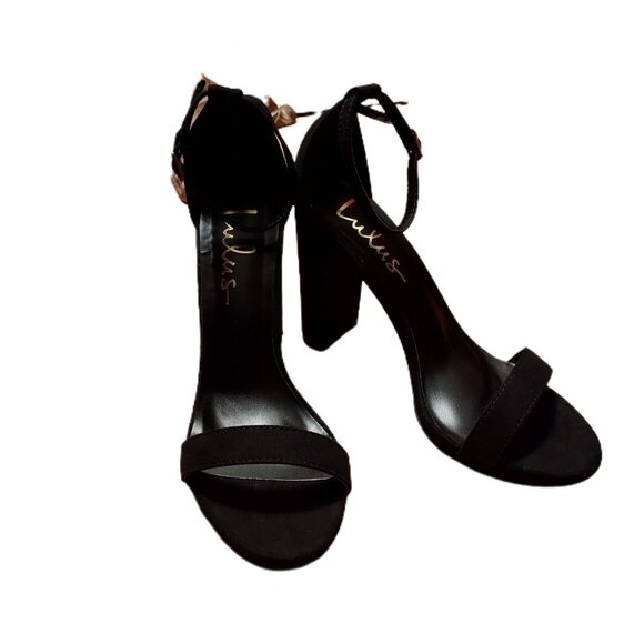 Lulus Shoes - Lulus Black Sued 4" High Heels Shoes Size 7 Chunky Heel Ankle Strap